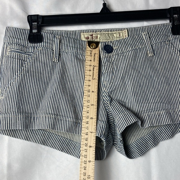Hollister stripe shorts - Picture 6 of 7